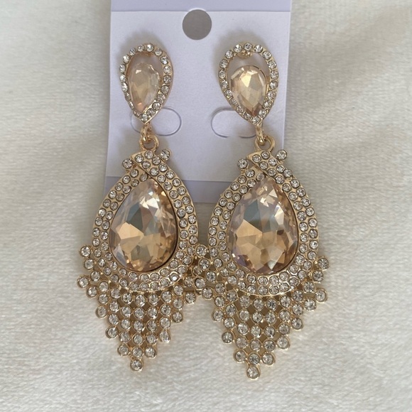 Gold Chandelier clear crystal rhinestone diamond drop statement earrings New - Picture 3 of 6